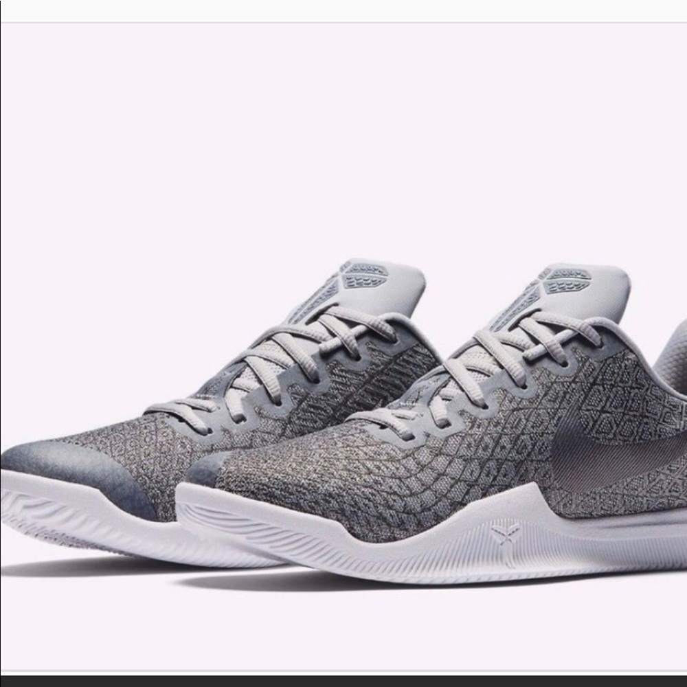 Men’s Nike shoes
